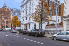 South Kensington Apartment x4, London
